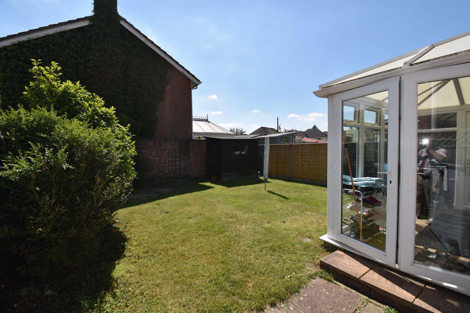 Botley Road, Park Gate, Southampton Brook Independent Estate Agents