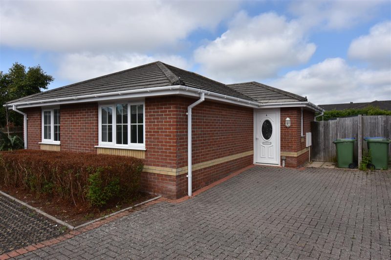 Edgehurst, Locks Heath