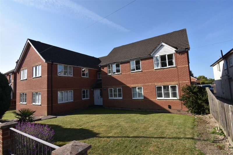 Bridge Road, Park Gate