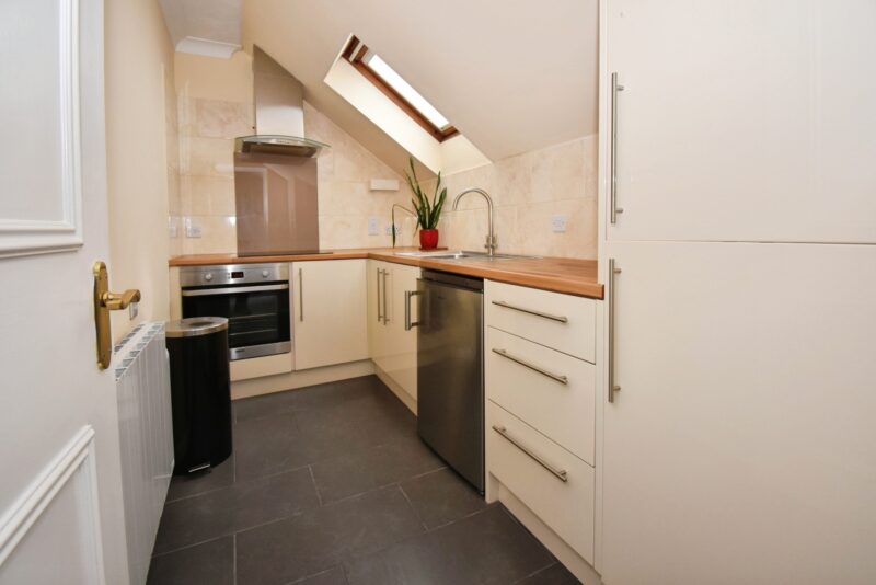 Dove Gardens, Park Gate