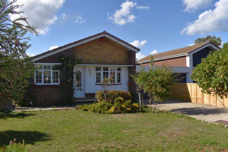 St. Cuthberts Lane, Locks Heath