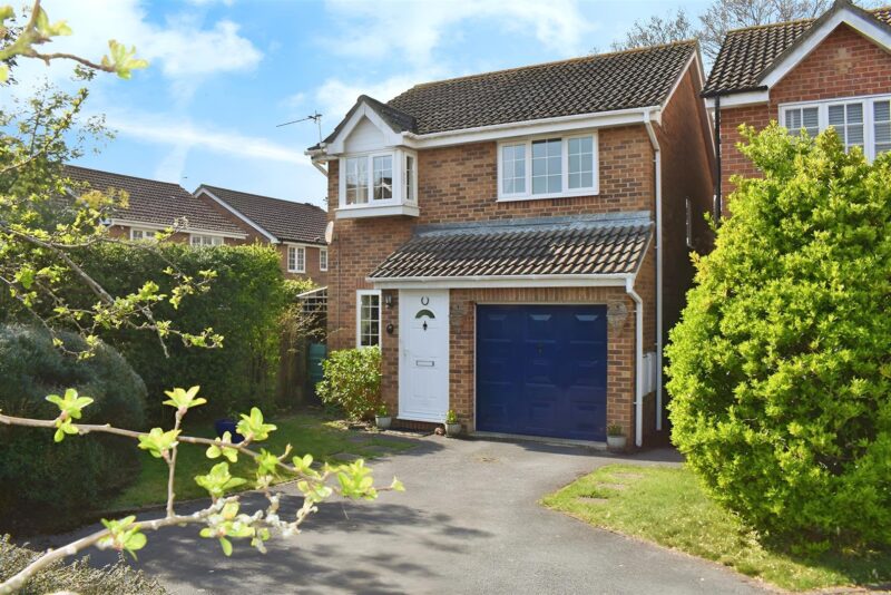 Mirror Close, Warsash