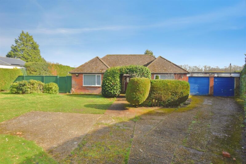 Fleet End Road, Warsash, Southampton