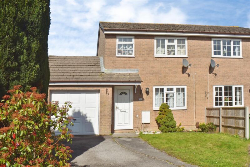 42 Kingcup AvenueLocks HeathSouthamptonHampshire